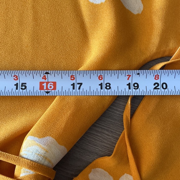 Aritzia WILFRED Lilia Floral Wrap Blouse with Ties available in S and L - Picture 15 of 16